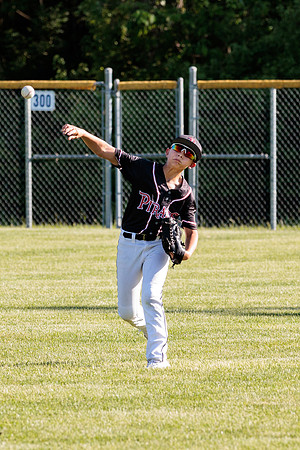 2022.05.16 Pirates Vs. Show1945
