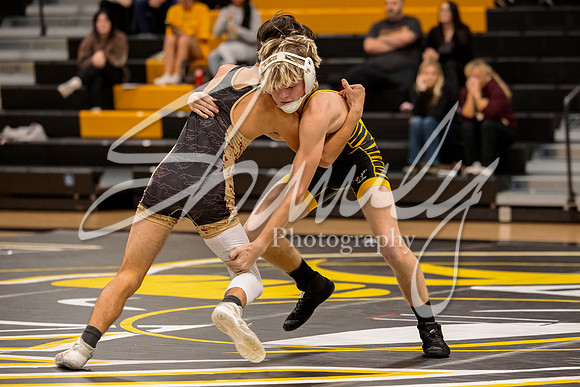 2023.11.27 FHS Wrestling Tri-30