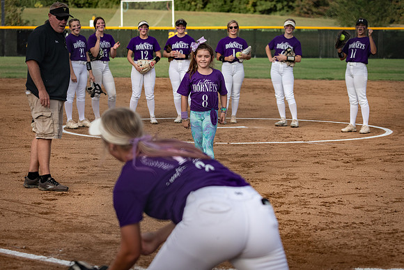 2021.10.07 FHS Softball Vs. Mexico-17