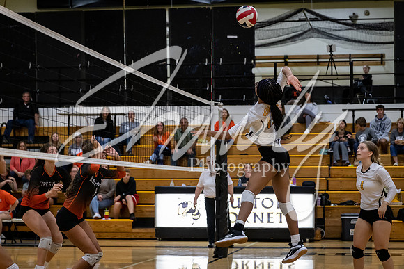 2021.10.07 FHS Volleyball Vs. Kirksville-03295