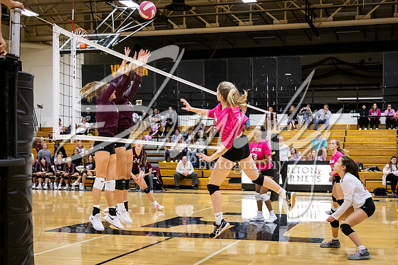 2021.10.18 FHS Volleyball Vs. Osage-02311