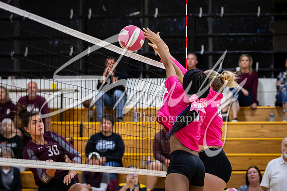 2021.10.18 FHS Volleyball Vs. Osage-00269