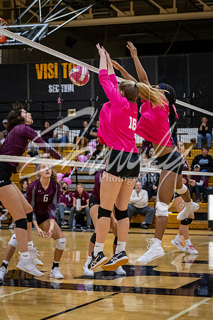 2021.10.18 FHS Volleyball Vs. Osage-00660