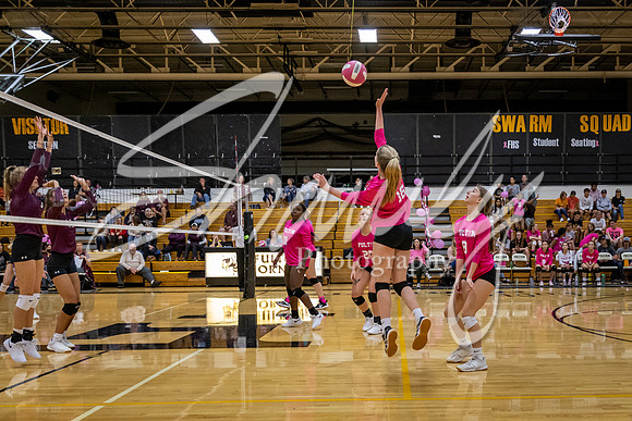 2021.10.18 FHS Volleyball Vs. Osage-00850