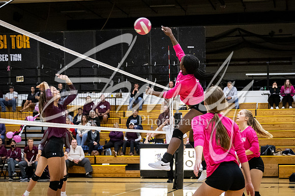 2021.10.18 FHS Volleyball Vs. Osage-00914