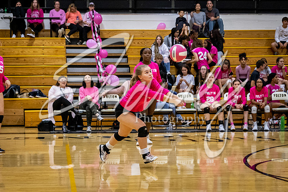 2021.10.18 FHS Volleyball Vs. Osage-01065