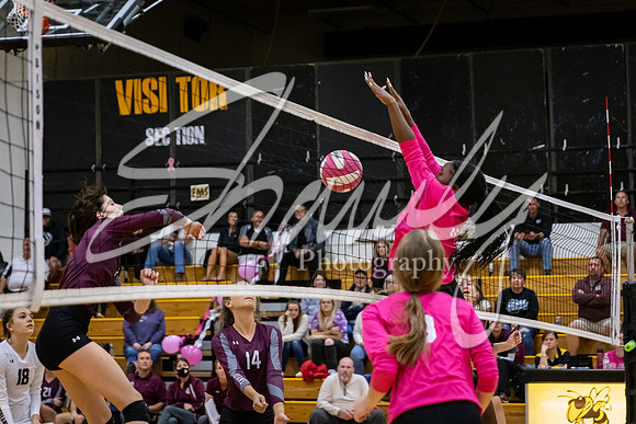 2021.10.18 FHS Volleyball Vs. Osage-01348