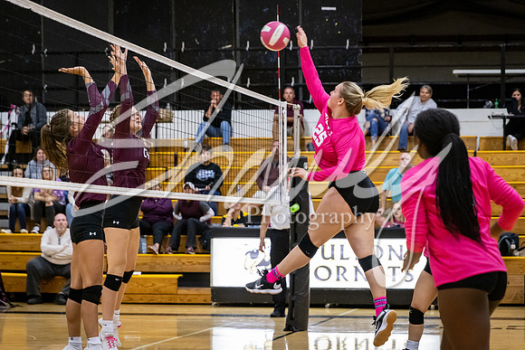 2021.10.18 FHS Volleyball Vs. Osage-01766