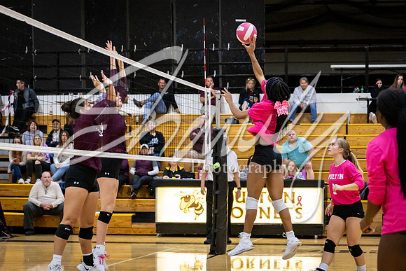 2021.10.18 FHS Volleyball Vs. Osage-01841
