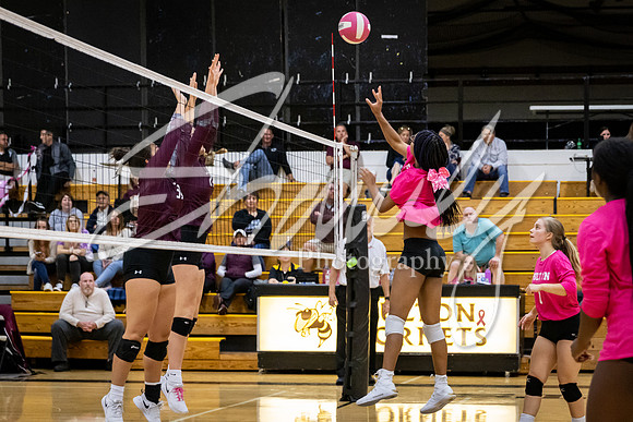 2021.10.18 FHS Volleyball Vs. Osage-01842