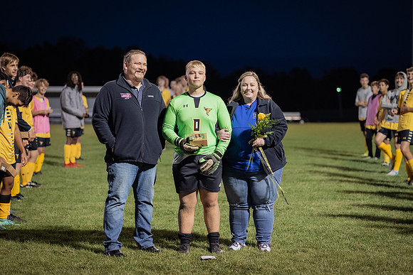 2021.10.21 FHS Soccer Vs. Moberly-02550-Edit