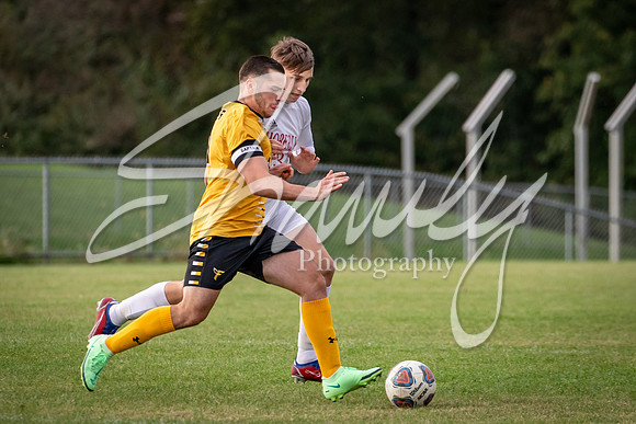 2021.10.21 FHS Soccer Vs. Moberly-00014