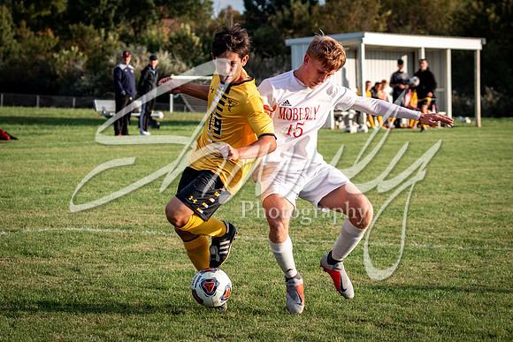 2021.10.21 FHS Soccer Vs. Moberly-00332