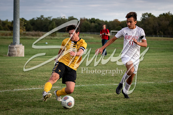 2021.10.21 FHS Soccer Vs. Moberly-00915