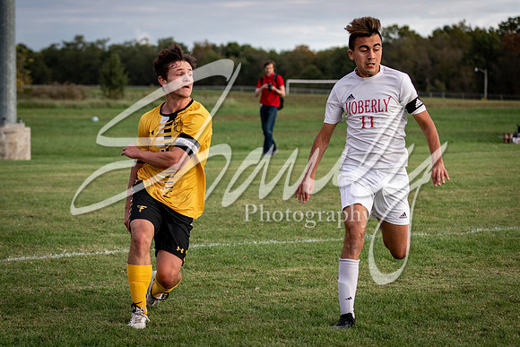 2021.10.21 FHS Soccer Vs. Moberly-00917