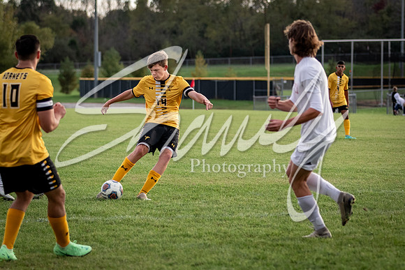 2021.10.21 FHS Soccer Vs. Moberly-00961