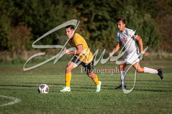 2021.10.21 FHS Soccer Vs. Moberly-01463