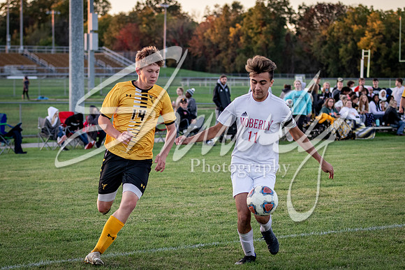 2021.10.21 FHS Soccer Vs. Moberly-01975