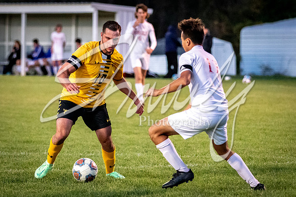 2021.10.21 FHS Soccer Vs. Moberly-02458