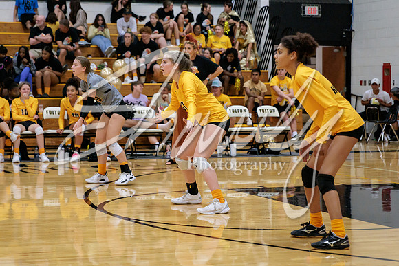 2022.09.19 FHS Volleyball Vs. Mexico3421