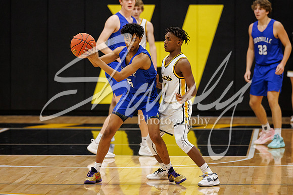 2023.12.12 FHS Boys Basketball Vs. Boonville-24