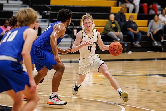 2023.12.12 FHS Basketball Vs. Boonville-10