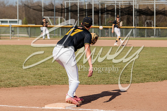 2022.04.22 FHS Baseball Vs. Blair Oaksl0002