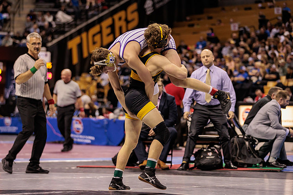 2022.02.19 MSHSAA State Wrestling 138lb Championship0538