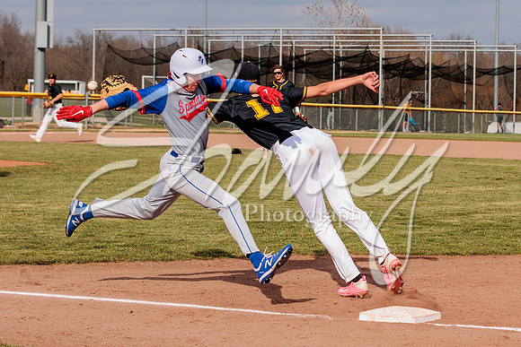 2022.04.12 FHS Baseball Vs. Moberly0855