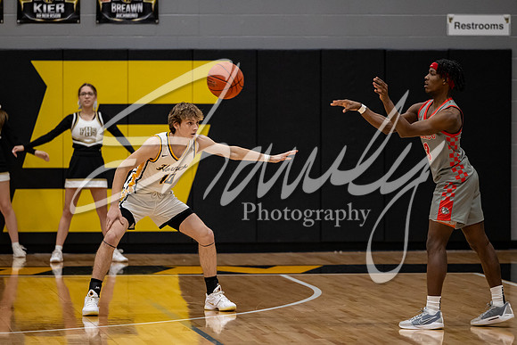 2024.2.13 FHS Boys Basketball Vs. Mexico-20