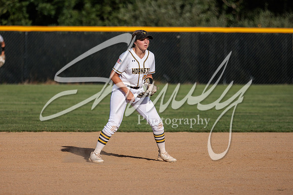 2022.09.01 FHS Softball Vs. Marshall2114