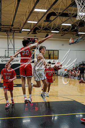 2022.02.15 FHS Basketball Vs. Mexico1403