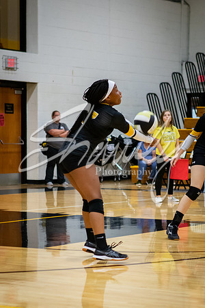 2019.10.03 Vs. Boonville-17