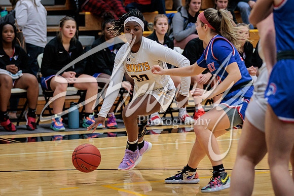 2022.01.18 FHS Basketball Vs. Moberly00124