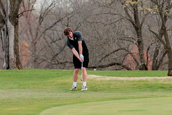 2022.04.19 FHS Boys Golf0246