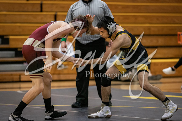 2021.11.30 FHS Wrestling Triangular-03168