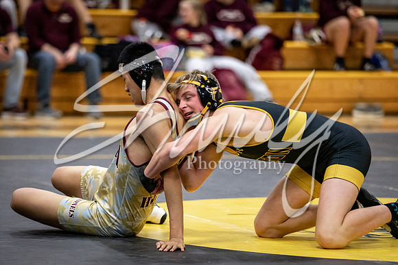 2021.11.30 FHS Wrestling Triangular-00067