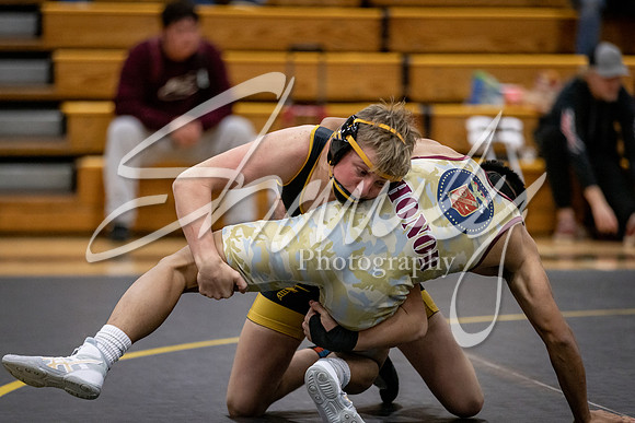 2021.11.30 FHS Wrestling Triangular-00272