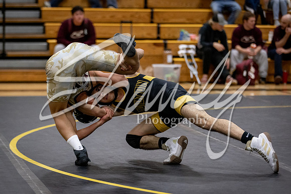 2021.11.30 FHS Wrestling Triangular-00456