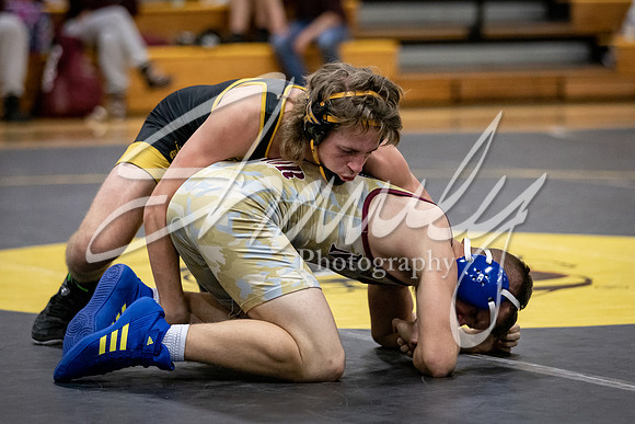 2021.11.30 FHS Wrestling Triangular-01112