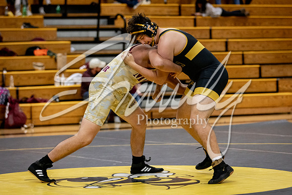 2021.11.30 FHS Wrestling Triangular-01288
