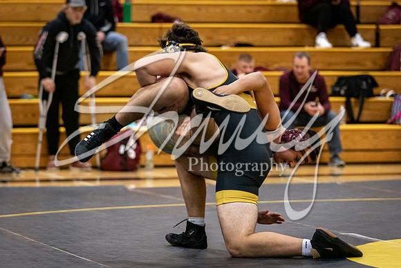 2021.11.30 FHS Wrestling Triangular-01348