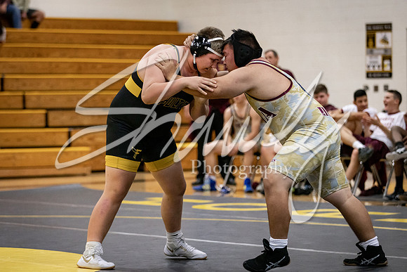 2021.11.30 FHS Wrestling Triangular-01401