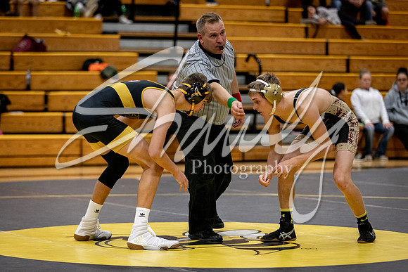 2021.11.30 FHS Wrestling Triangular-02104
