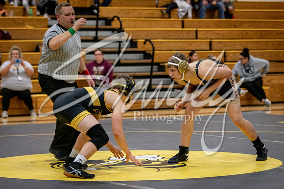 2021.11.30 FHS Wrestling Triangular-02211