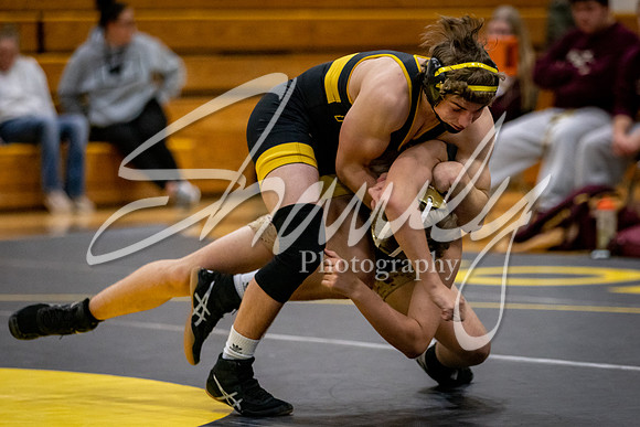 2021.11.30 FHS Wrestling Triangular-02216