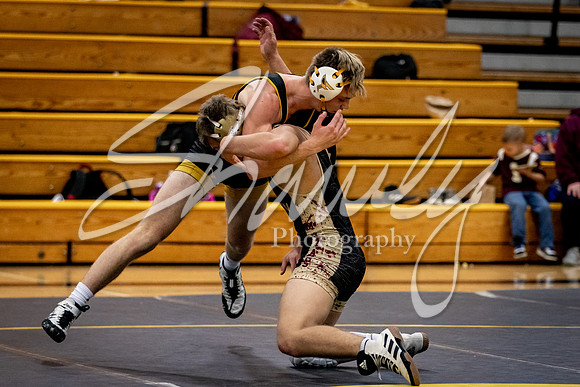 2021.11.30 FHS Wrestling Triangular-02562