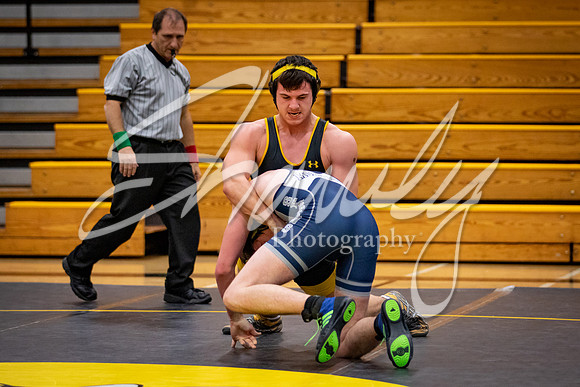2020.01.28 Vs. Moberly & Winfield_00687