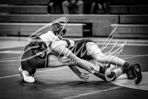 2020.01.28 Vs. Moberly & Winfield_01081