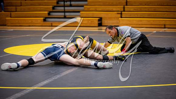 2020.01.28 Vs. Moberly & Winfield_01214